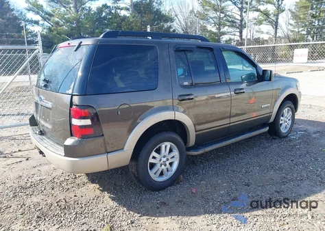 2008 Ford Explorer Eddie Bauer z USA, uszkodzony, nr VIN 1FMEU64E18UA07008